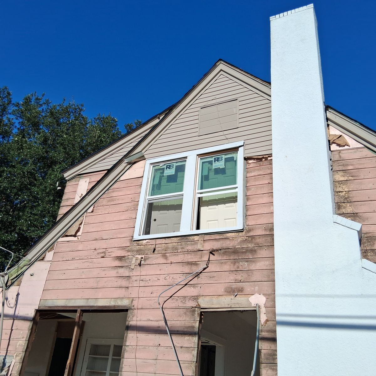 Siding for Pena Legacy Construction in San Antonio, TX