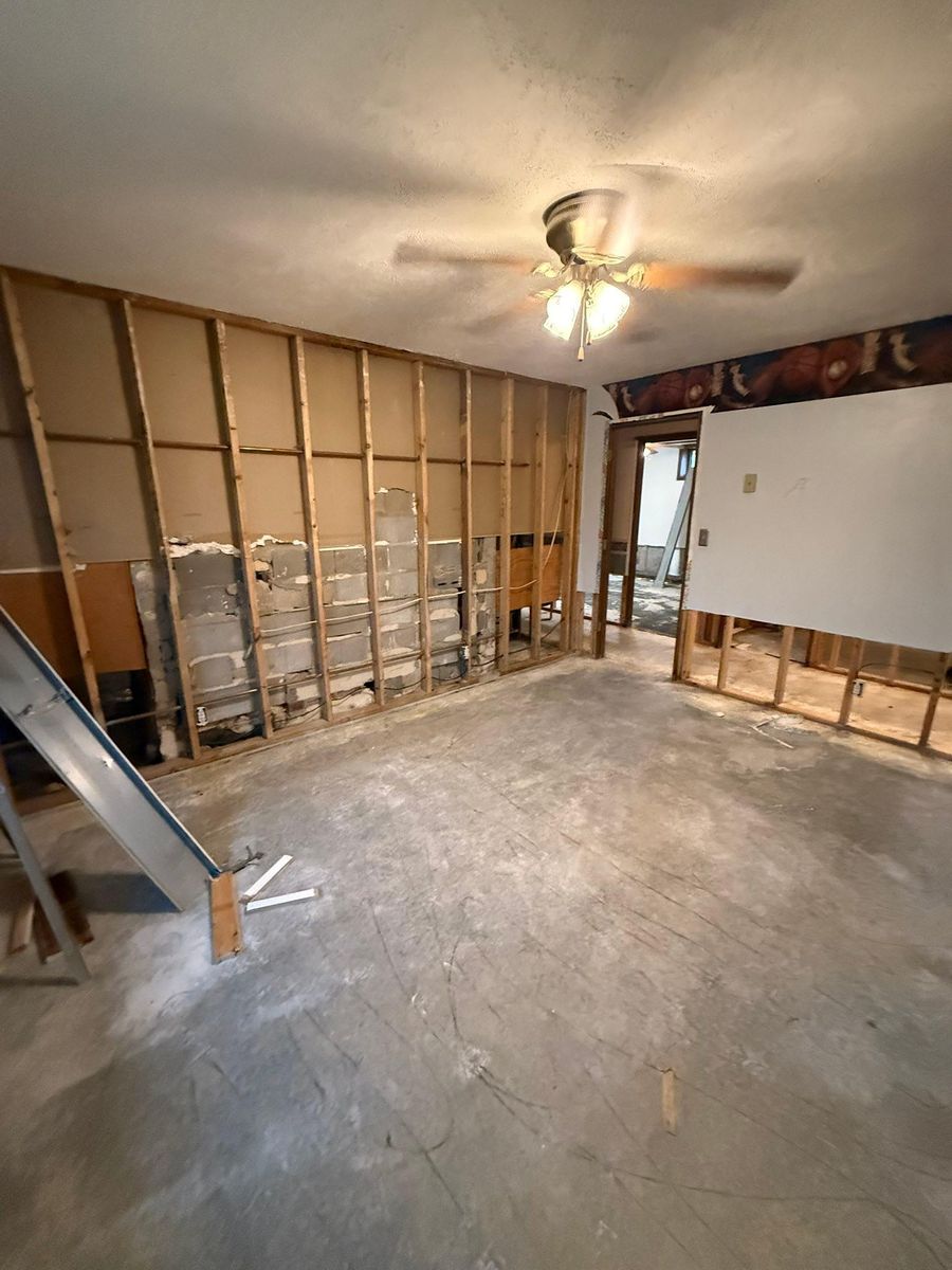 Carpentry for Blue Collar Construction and Remodeling in White City, KS