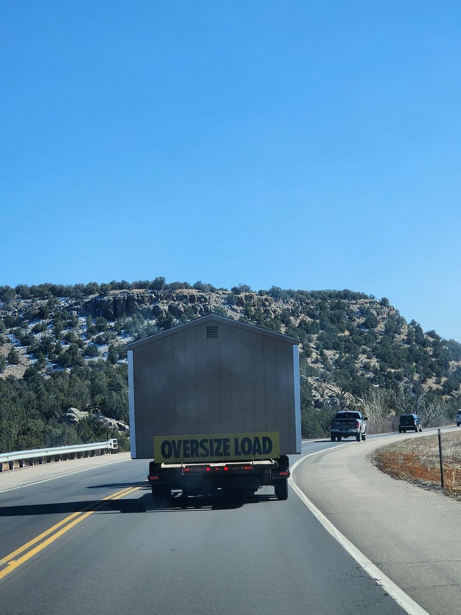 Specialized & Oversized Loads Escorts for Mountain Valley Pilot Car LLC in Canon City, CO