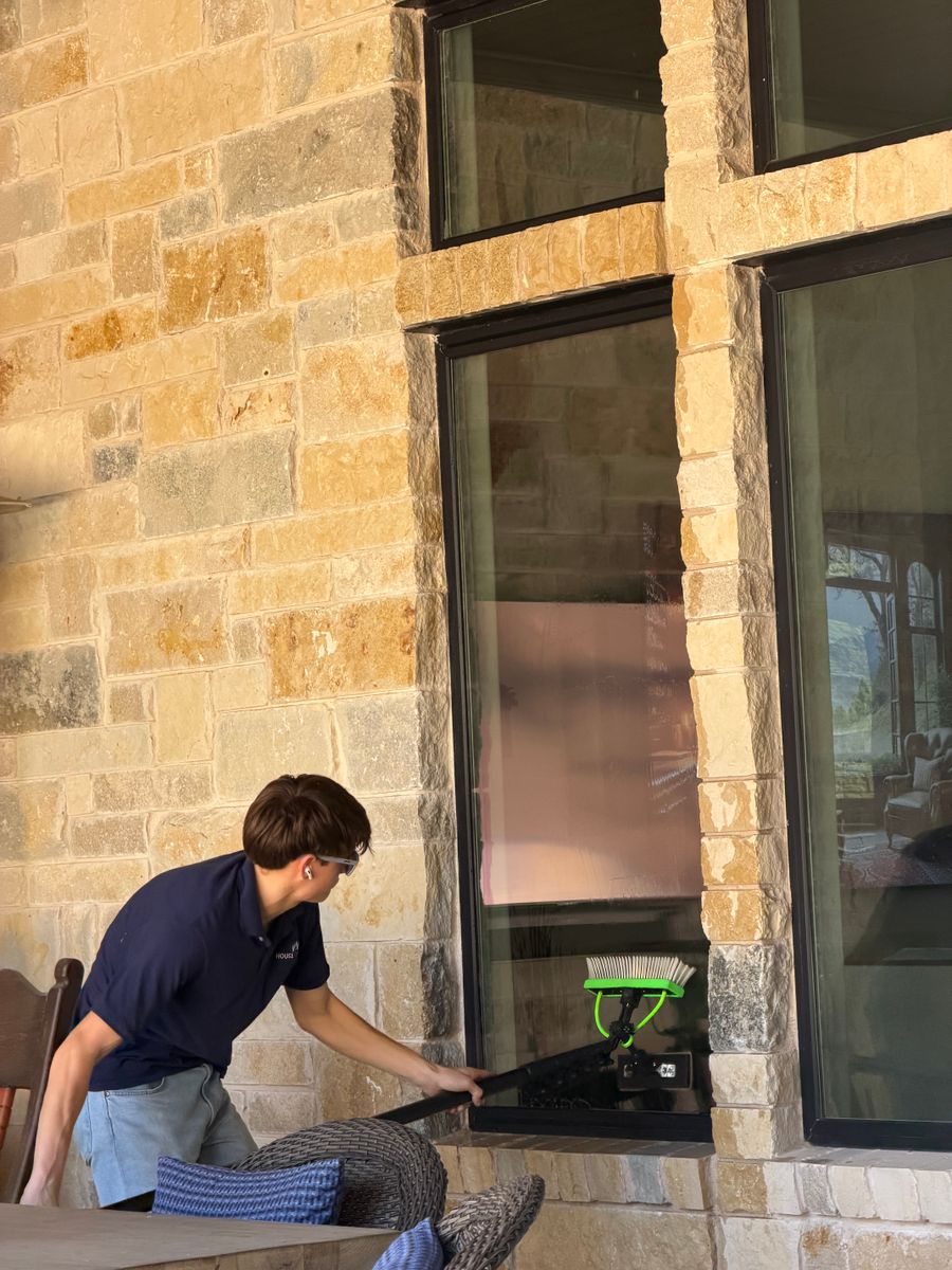 Window Cleaning for House Beautiful Home Services in Austin, TX