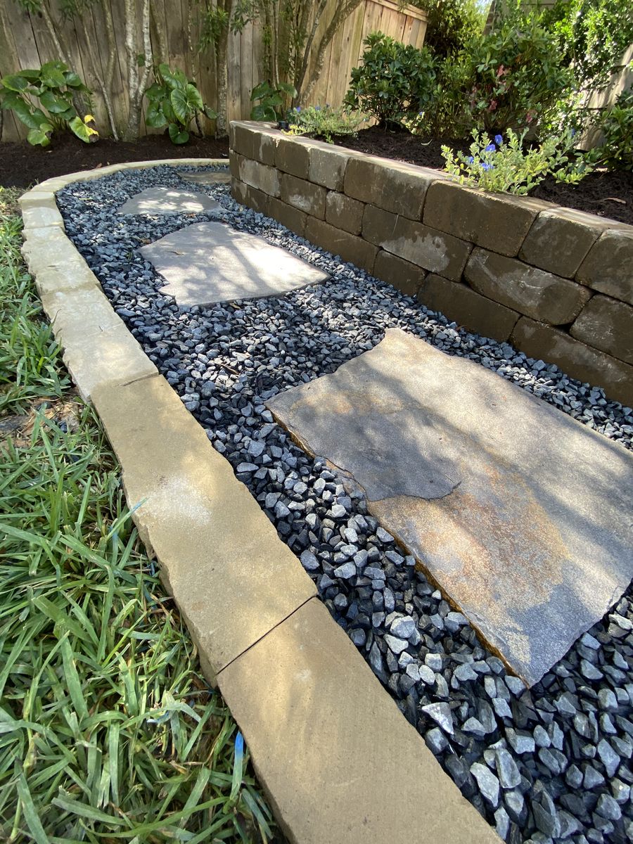 Hardscaping for Atlas Land Design in Creekside Park, TX