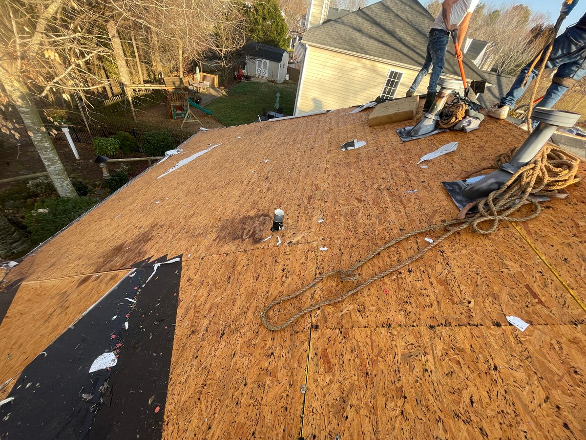 Roofing Installation for Rocky River Contractors, LLC in Charlotte, North Carolina