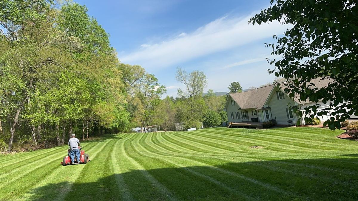 Lawn Maintenance for Brixton’s Lawn Care in Wilkesboro, NC
