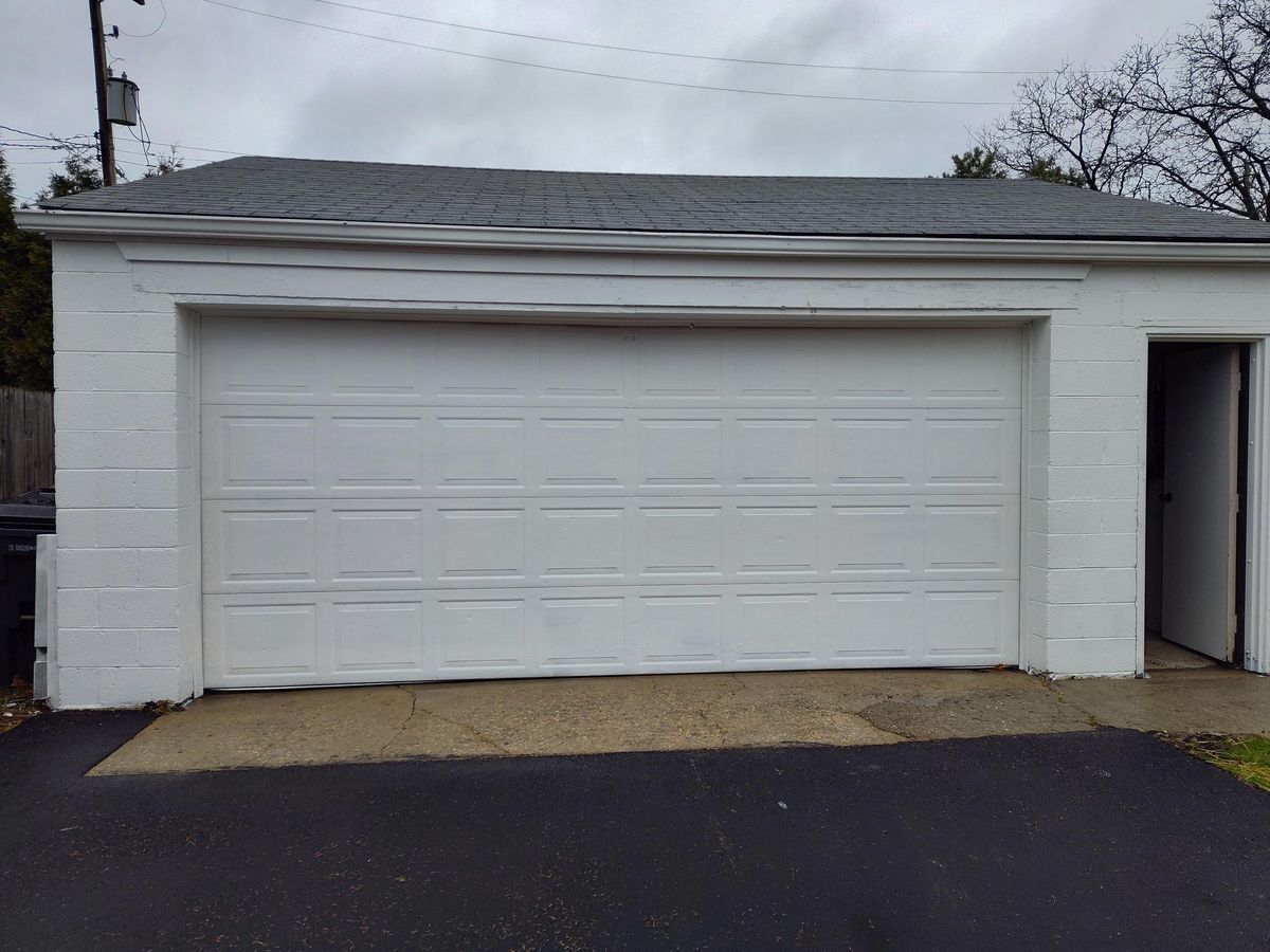 Residential Garage Doors for My Garage Door Company in Athens County, OH