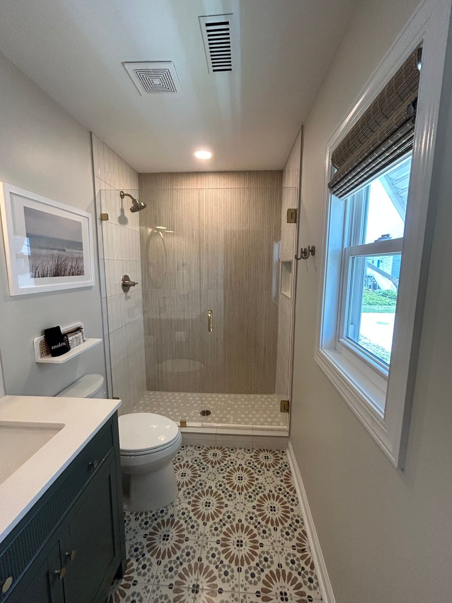 Framed & Frameless Shower Enclosures for Colonial Glass and Hardware in Wilmington,  NC