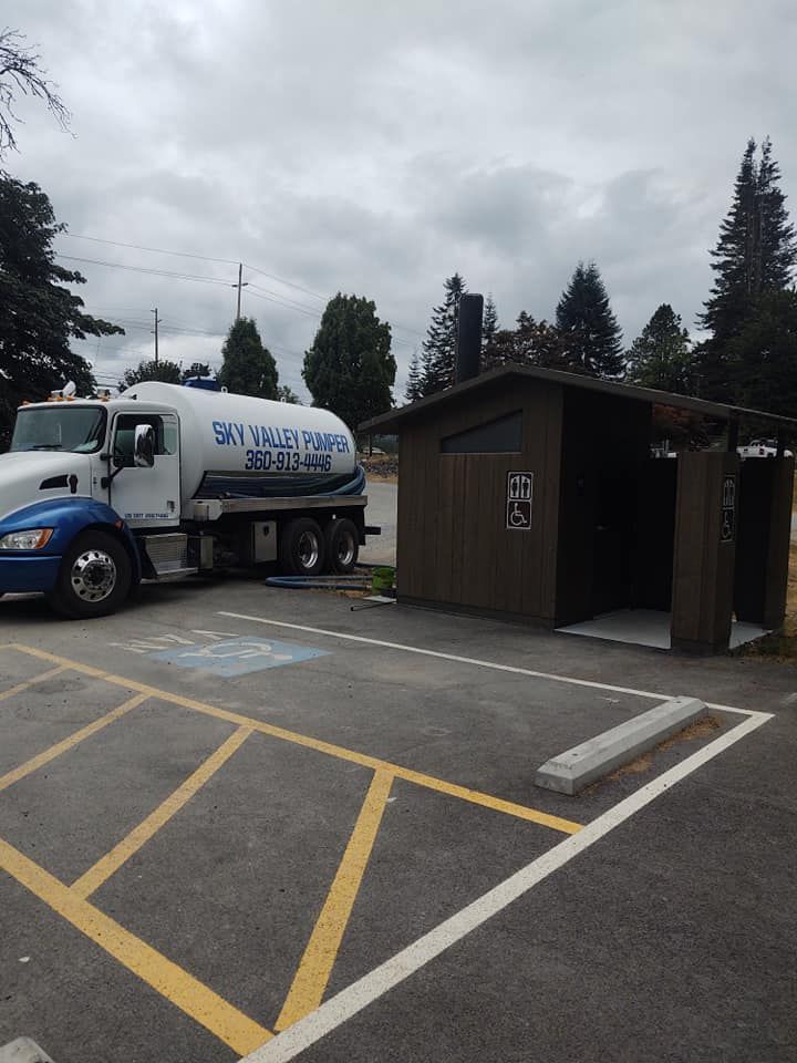 Septic Tank Cleaning for Sky Valley Pumper INC in Sultan, WA