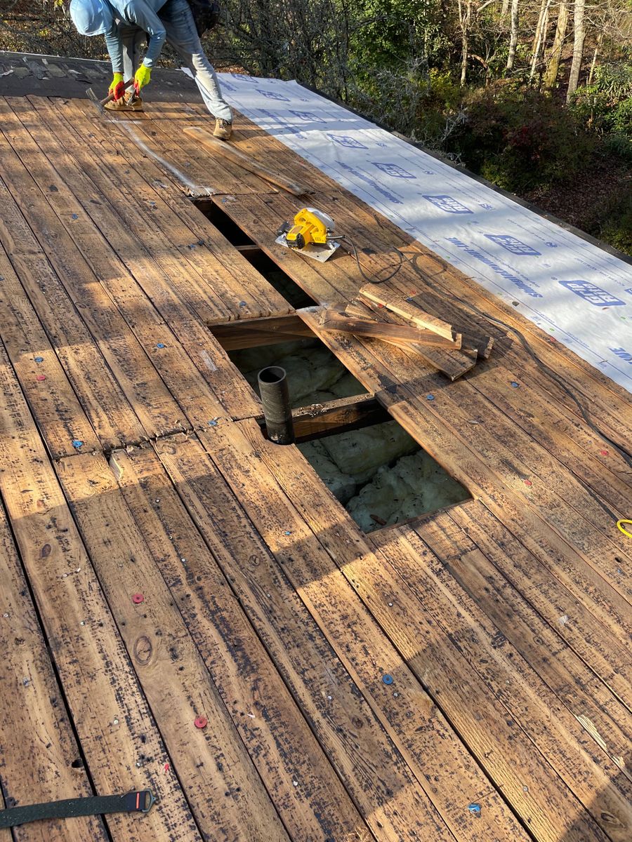 Roofing Replacement for RJ Roofing of WNC in Brevard, NC