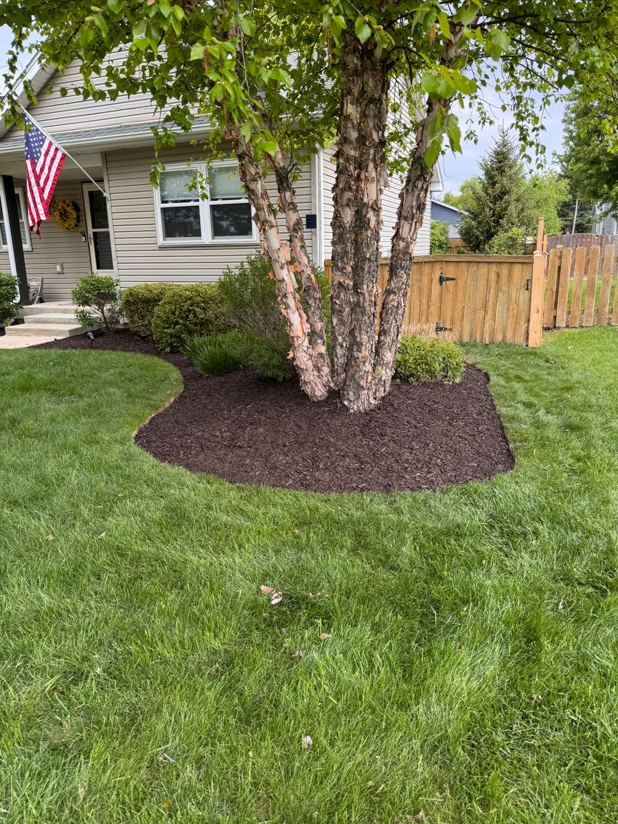 Edging and Mulch Installation for H&L Lawn Care LLC in Twin Lakes, WI