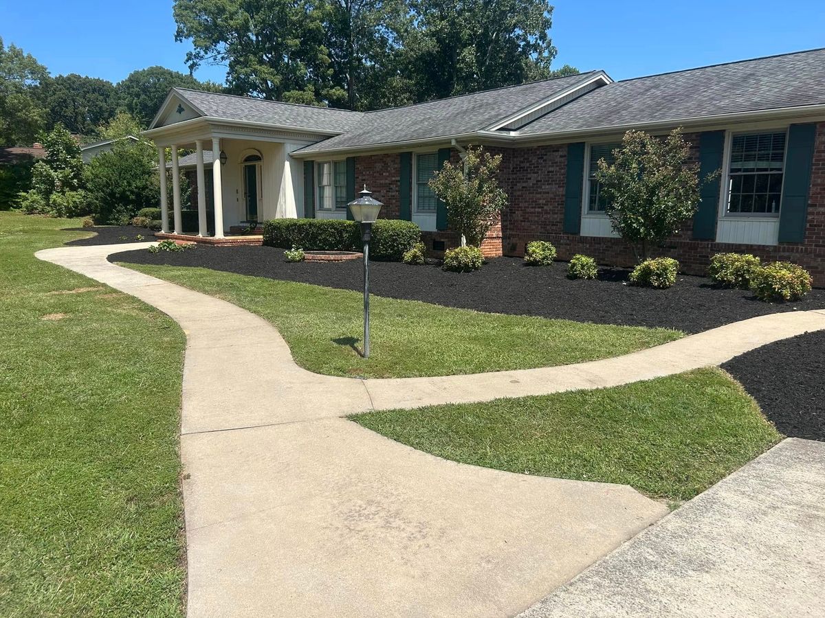 Landscaping for 1UP Services LLC in Starr, SC