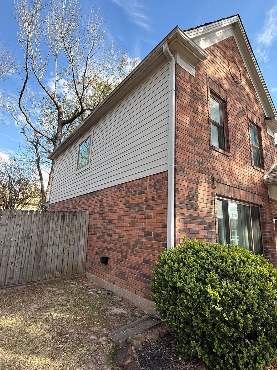 Carpentry for Gordon’s Construction and Remodeling Group in Houston, TX