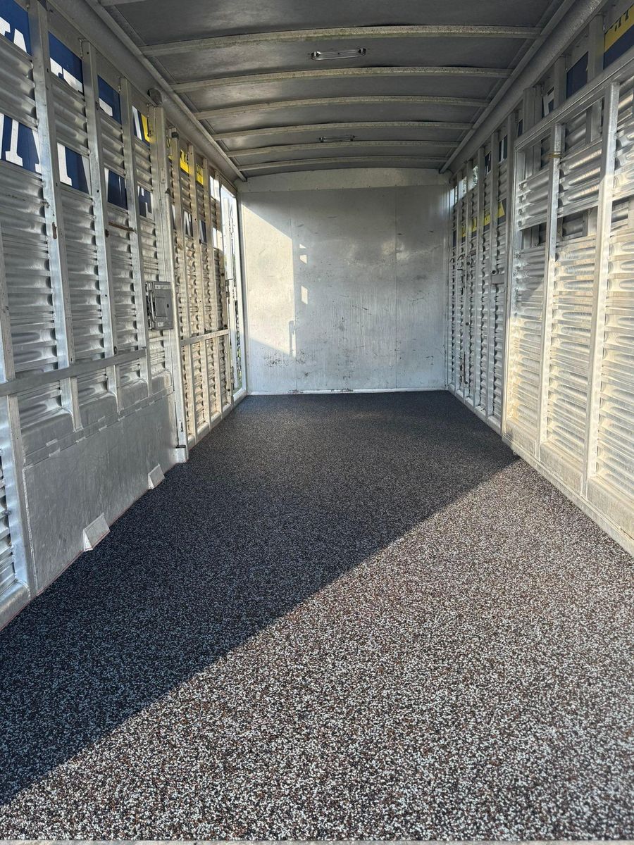 Floors and side wall mats for trailers for Shelton Trailer Flooring  in Ocala, FL