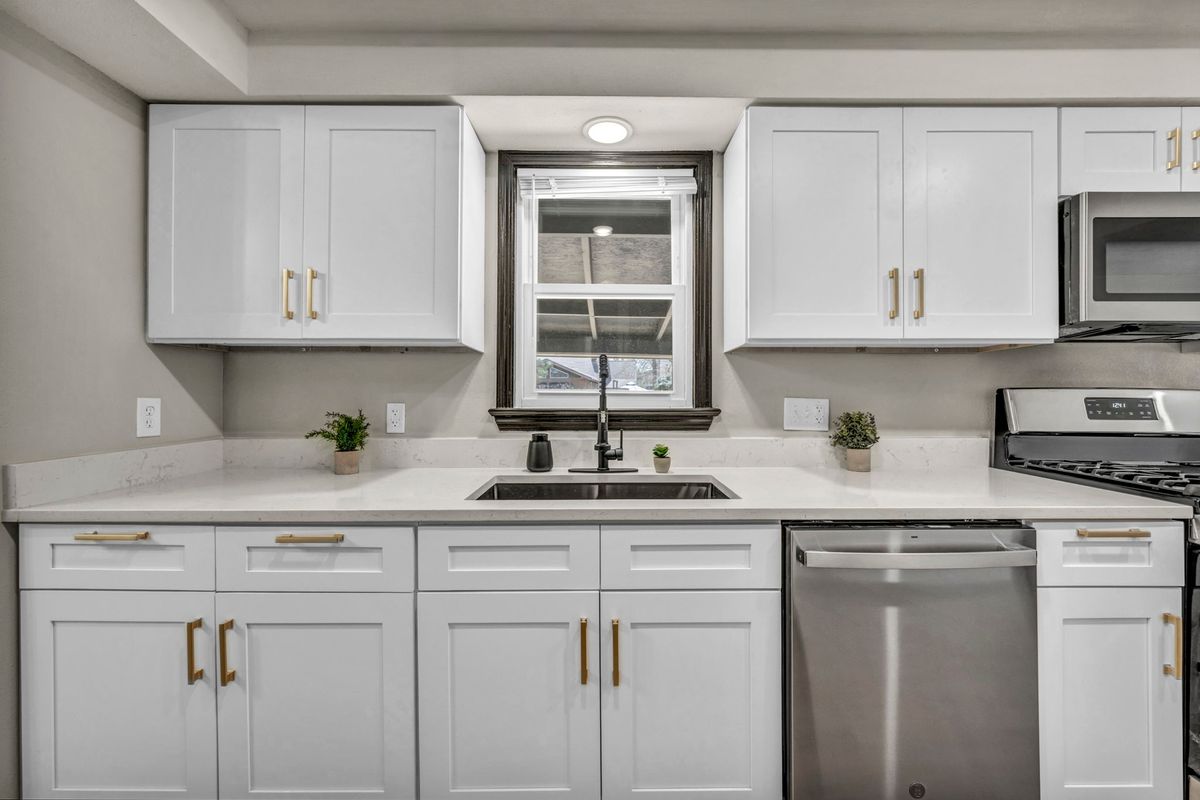 Interior/Exterior Painting for ForeverHome RE in Cleveland, OH