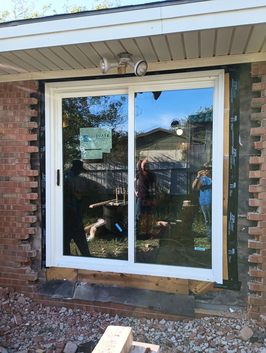 Window Installation for CR Work Window and Door Services LLC in Lubbock, TX