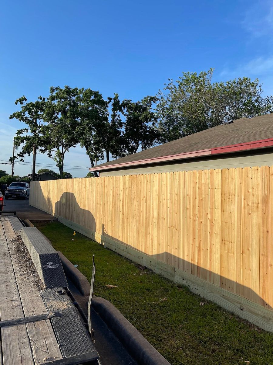 Fence Repair for Longhorn Fence & Land Development in Webster, TX
