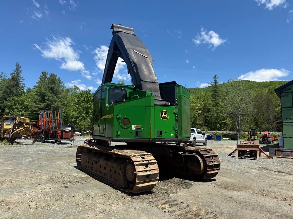 2004 Deere 200 clc ProPac 453 Delimber for  in Northumberland, NH
