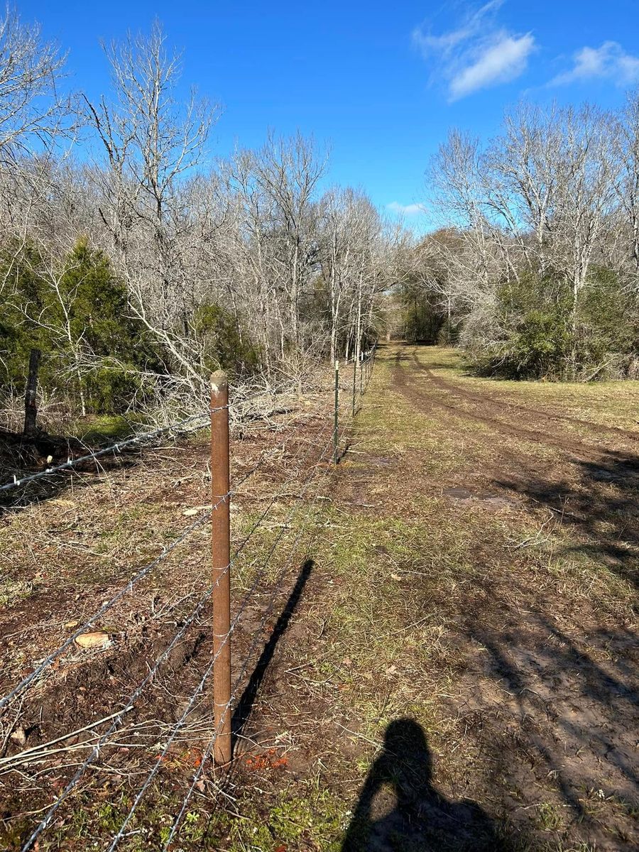 Livestock Fencing for 5-7 Fencing & Construction in Madisonville, TX