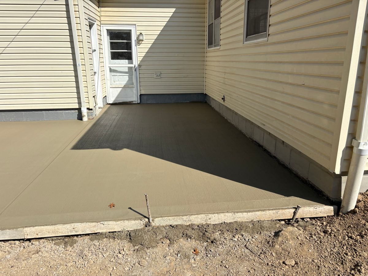 Concrete Slab Construction for Concrete Pros, LLC in Lorain, OH