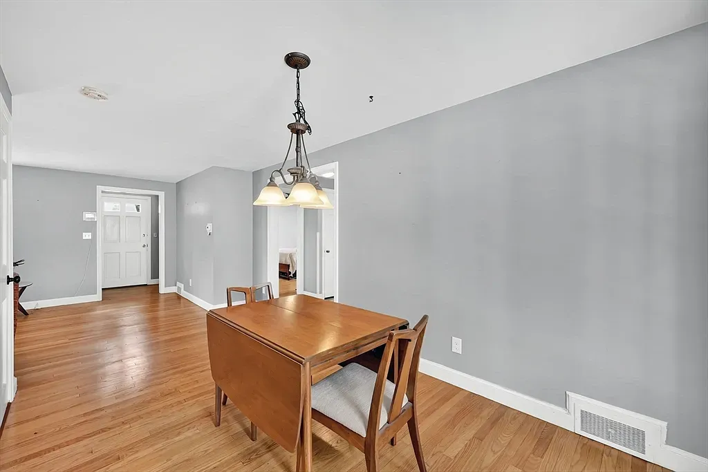 For Sale: 94 Fenimore blvd Springfield mass for Nelson Foss - Realtor in Connecticut, CT