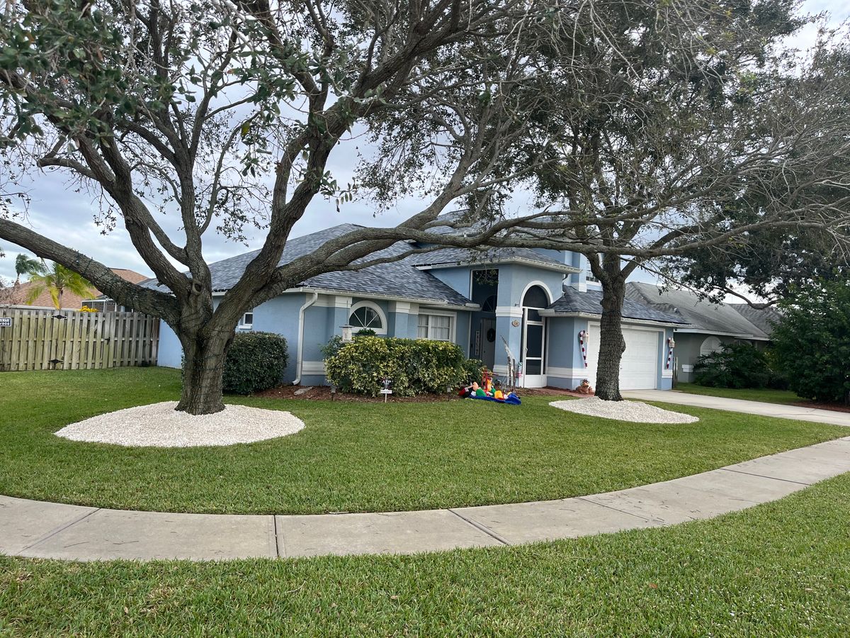 Lawn Maintenance for Space Coast Property Maintenance and Management LLC in Melbourne, FL
