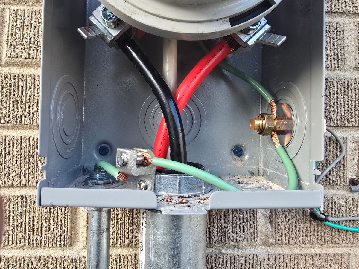 Meter socket replacement for Grunt Electric in Bensenville, IL