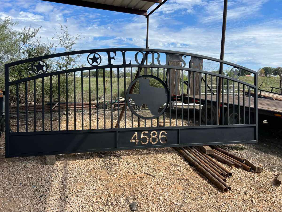 Custom Gates for G7 Construction & Demo  in Seguin, TX