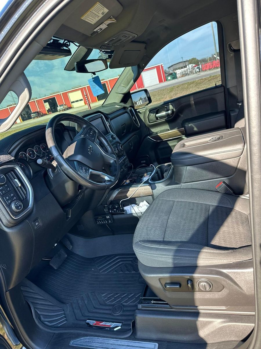 Full Detail Service for Hollywood Detail in Northport , AL