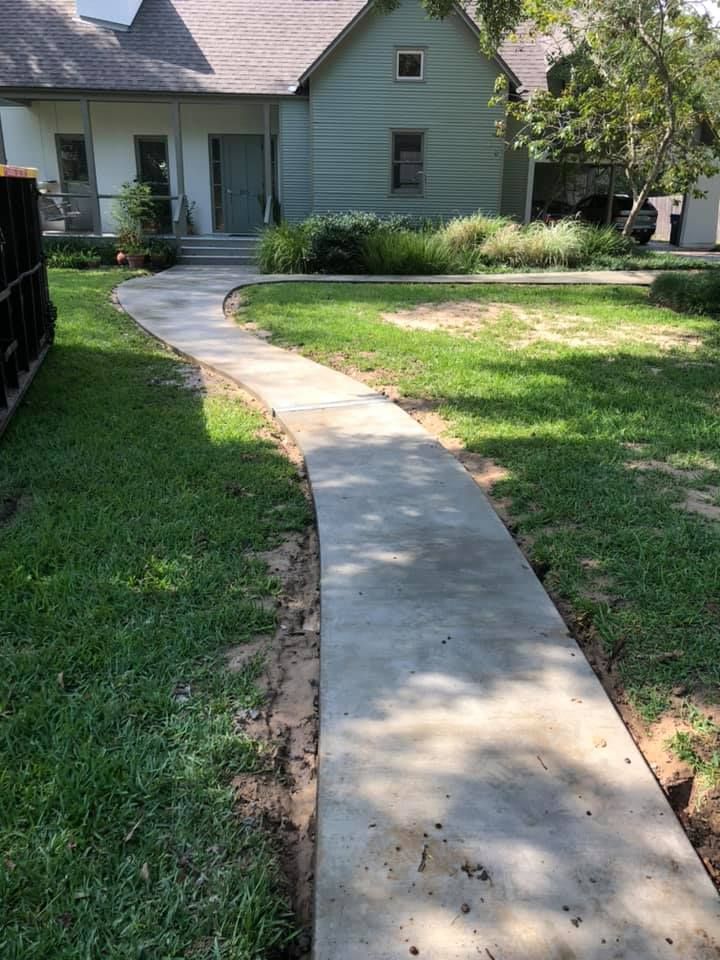 Sidewalk Installation for 4L Concrete Solutions LLC in Bryan-College Station, TX