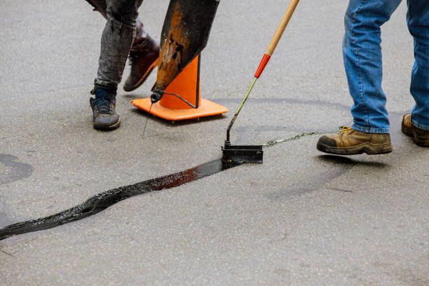 Asphalt Repair for VenMor Asphalt Maintenance in Santa Paula, CA