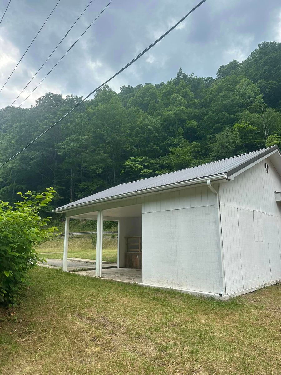 Seamless Gutters for First Cut Contractors in Pikeville,  KY