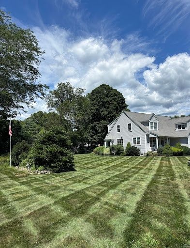 Premium Lawn Maintenance for Emerald Exterior Property Management in Old Saybrook, CT