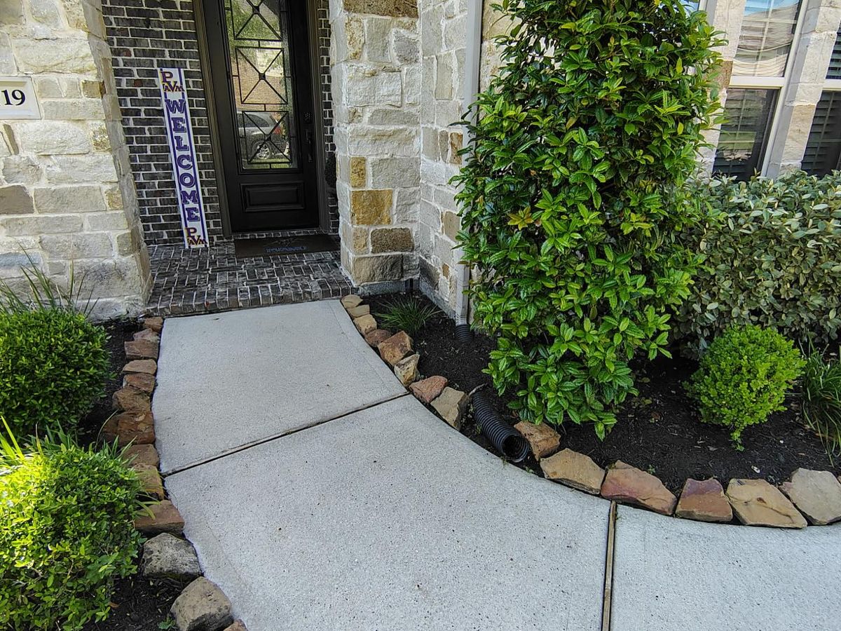 Mulch Installation for Faith LEC Services LLC in Houston, TX