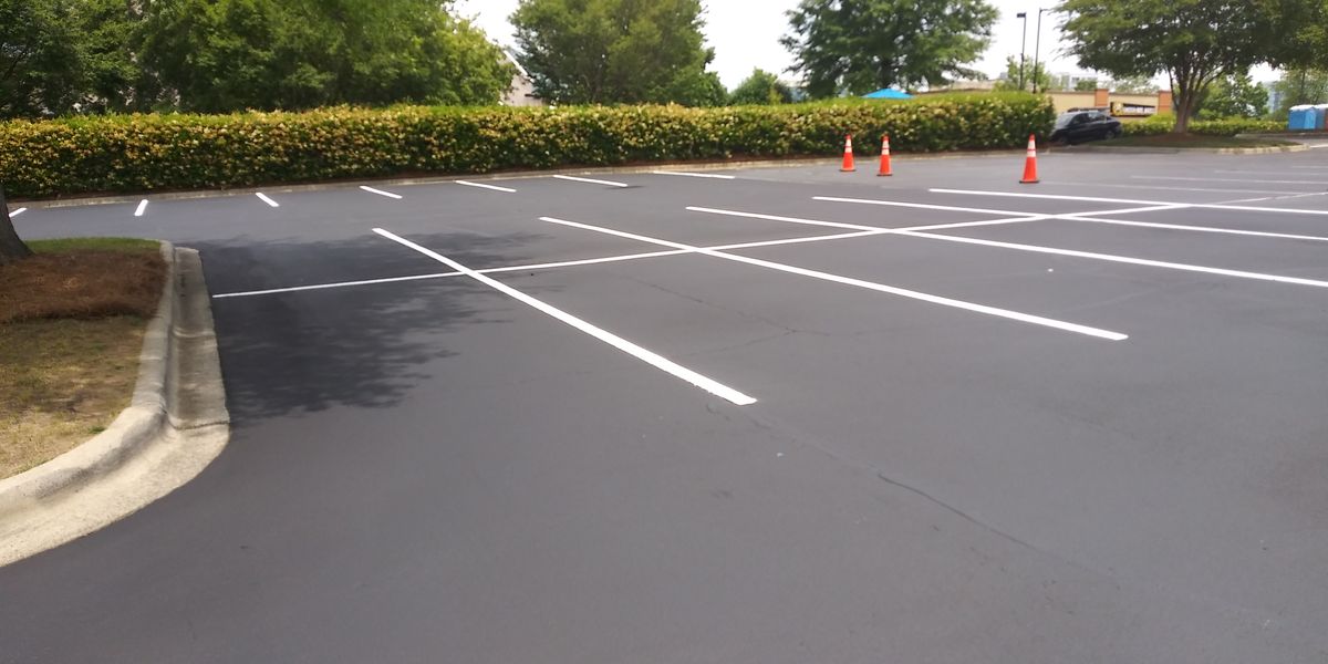 Sealcoating for Stripe A Lot in Knoxville, TN