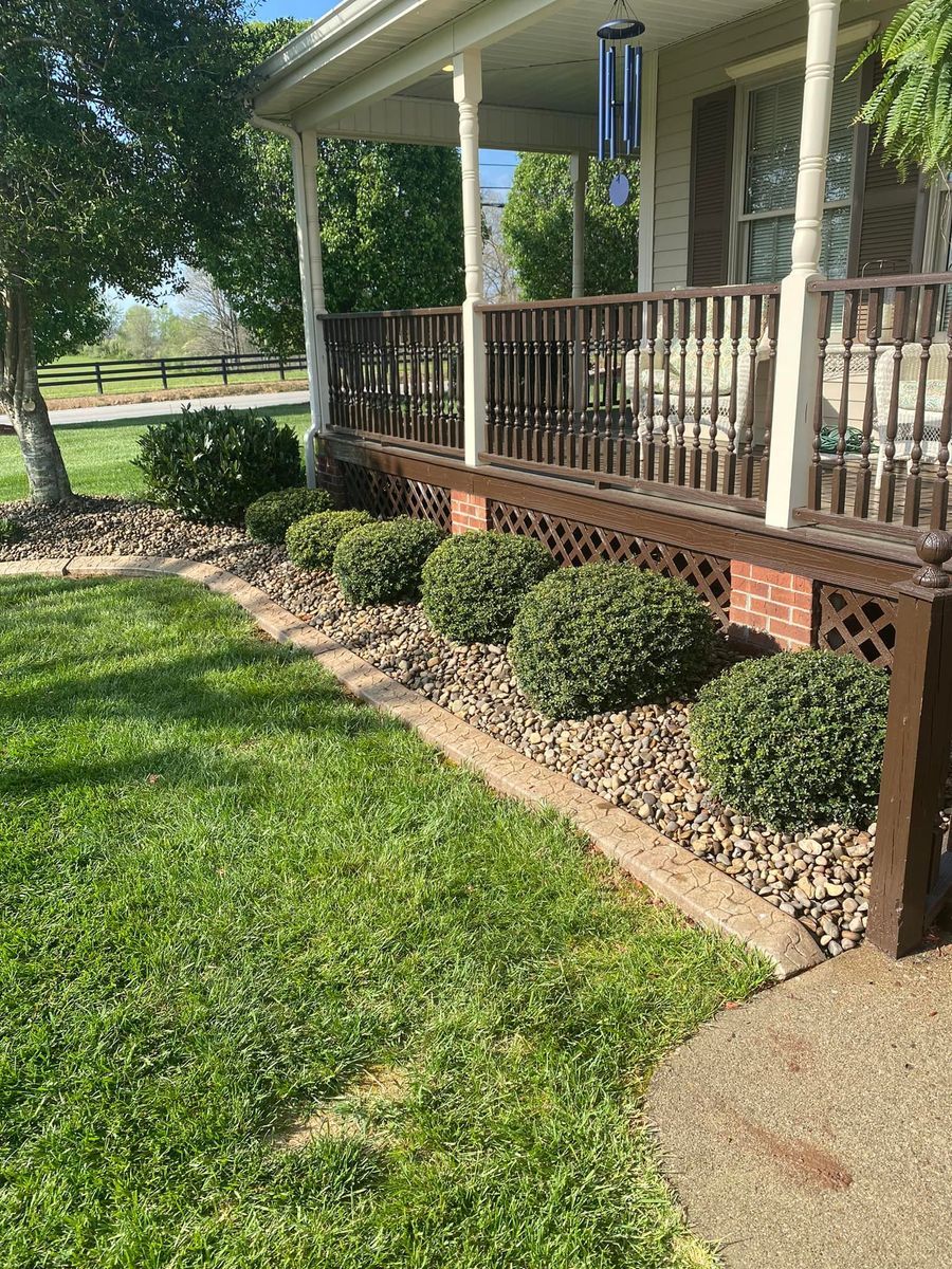 Shrub Trimming for Dust Till Dawn Lawn in London, Kentucky