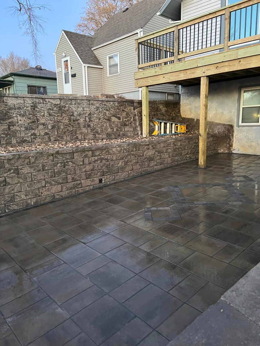 Retaining Wall for Ramos Universal Landscaping in Sioux Falls, SD