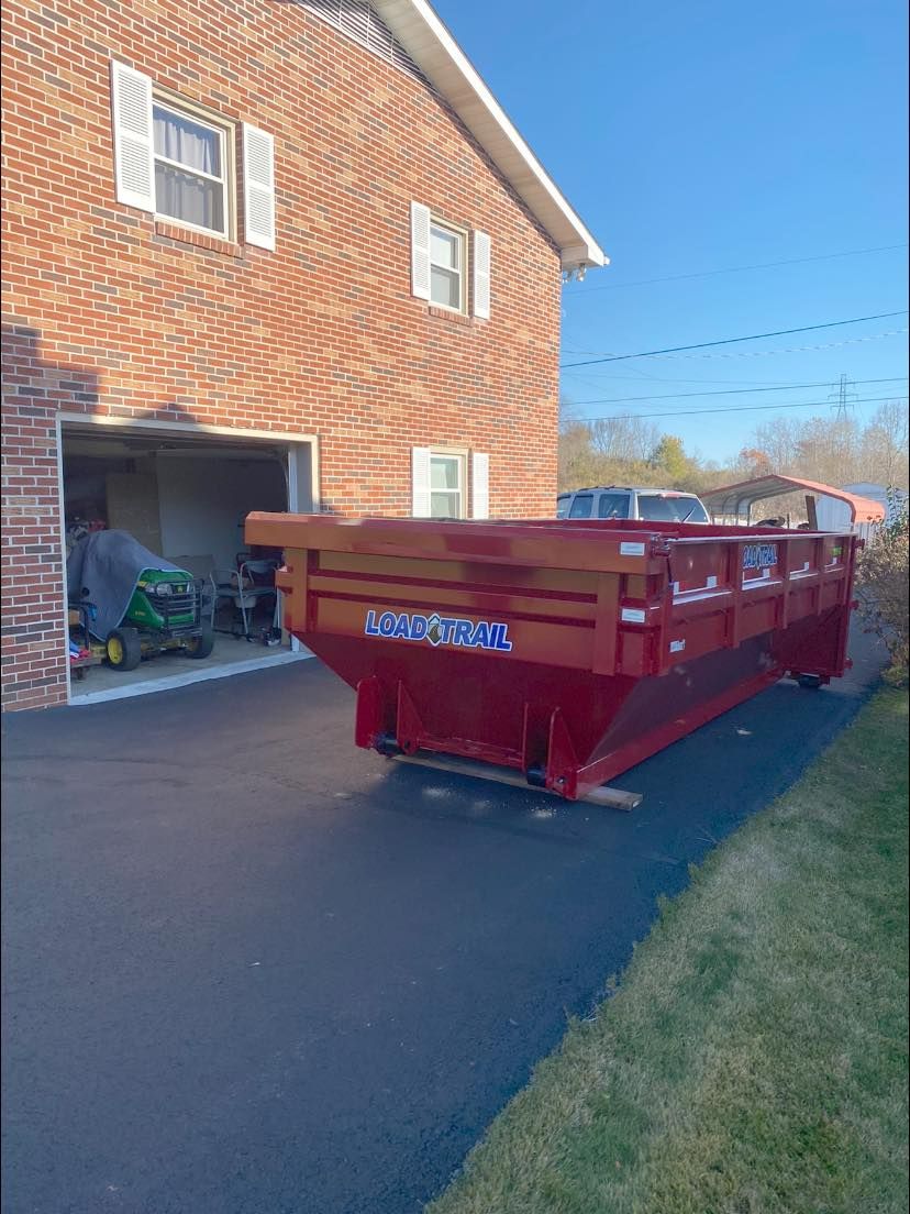 25 Yard Dumpster  for Everything Outdoors in Abingdon, VA