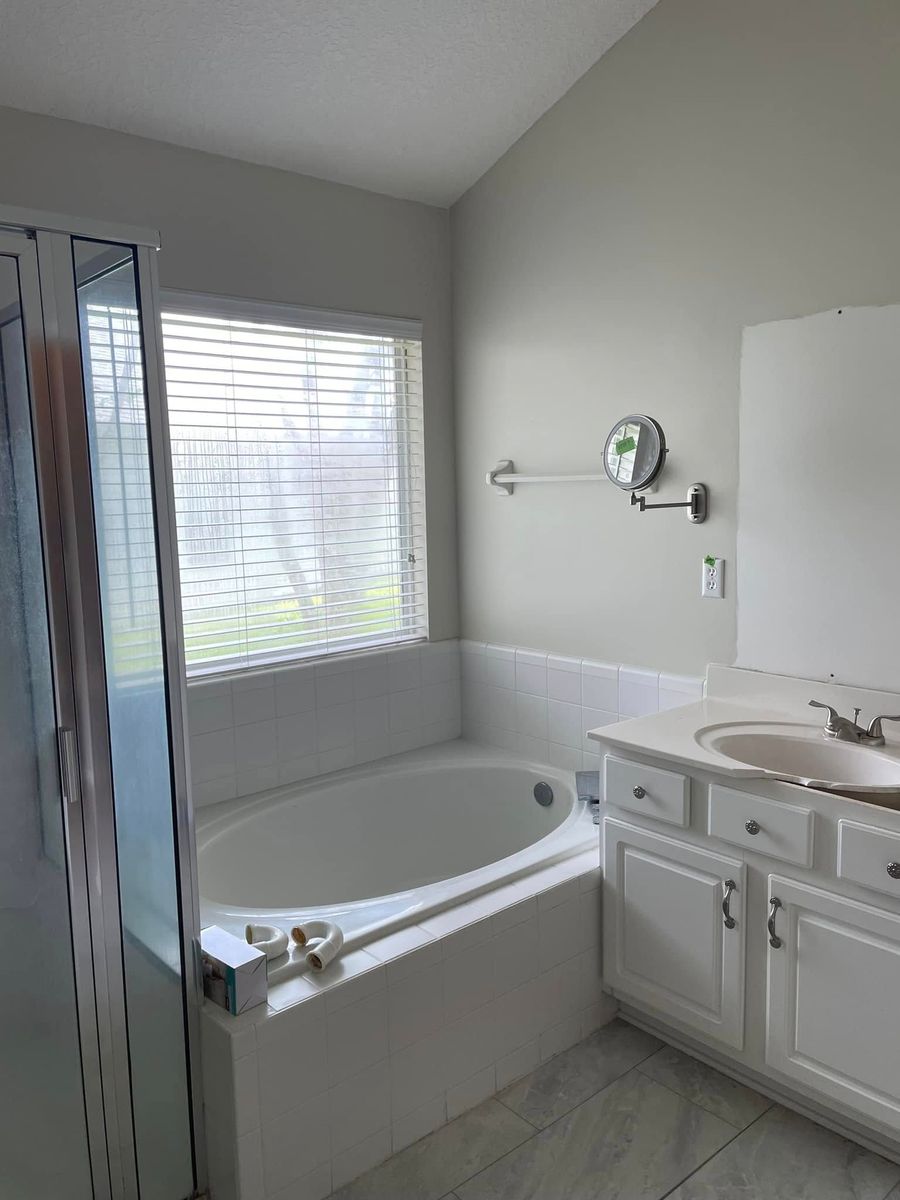 Bathroom Remodels for Herzig Cabinets and Remodeling in Jacksonville, FL