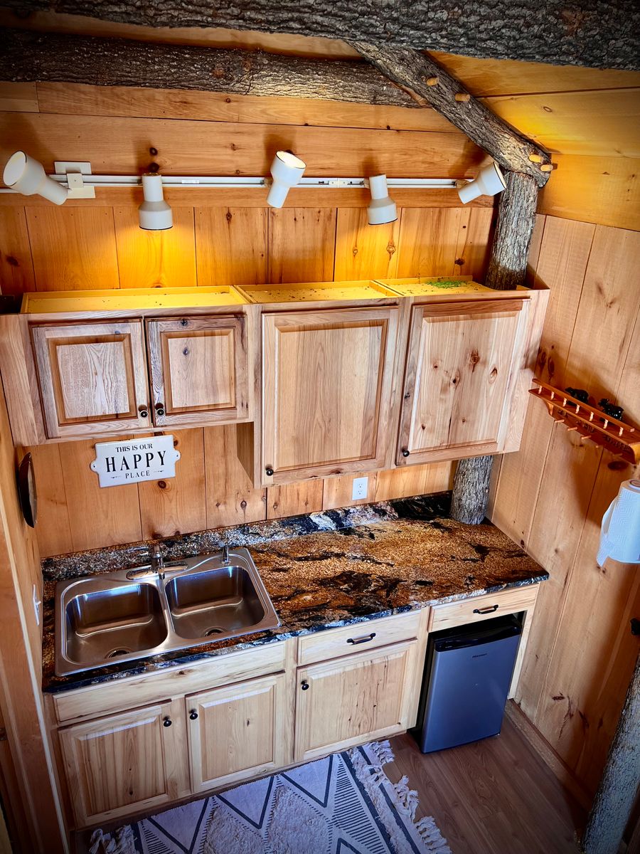 Kitchen Countertop Installation for Solid Rock Countertops  in Staunton, VA