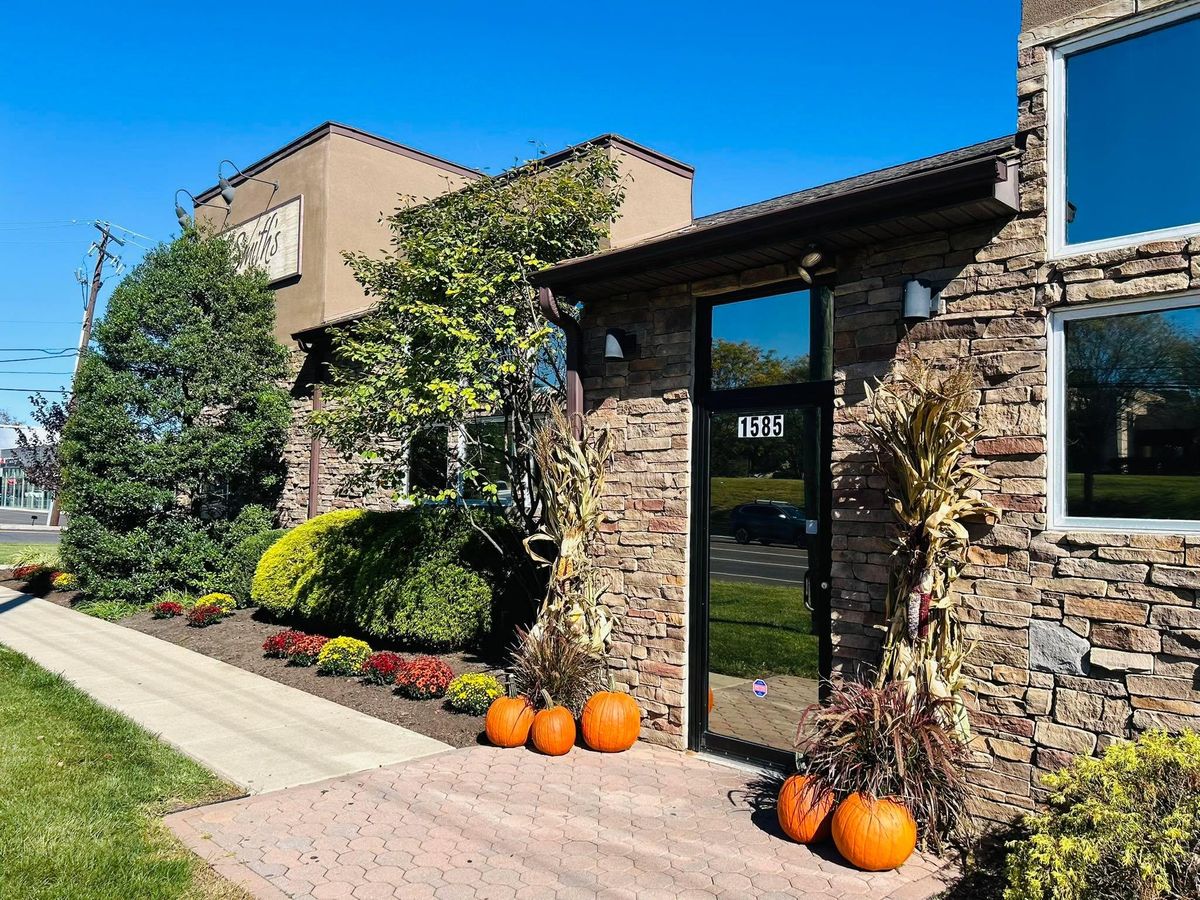 Weeding for The FAAR Group INC in Chalfont, PA