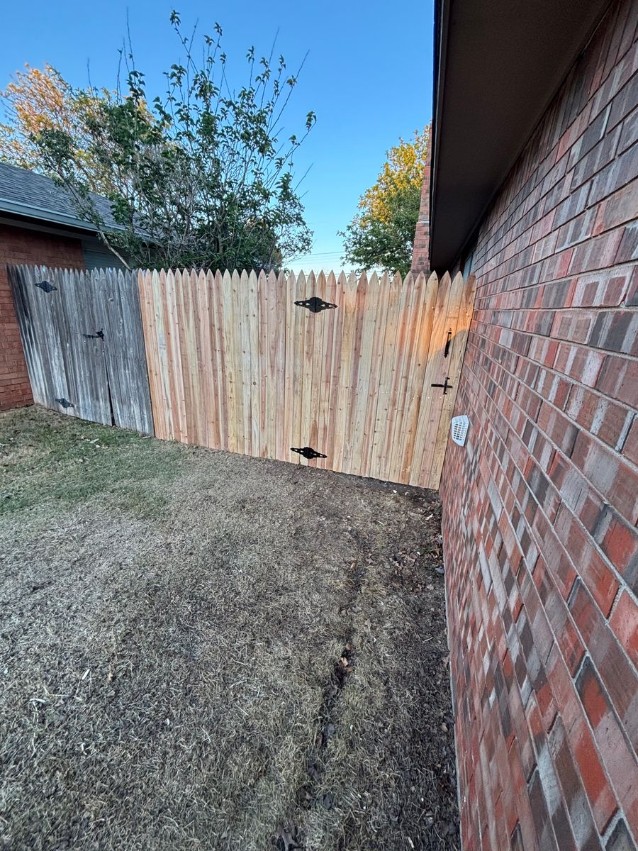 Fence Installation for Straight Edge Siding, Fencing & Decks in Pampa, TX