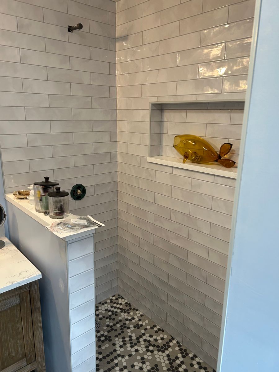 Kitchen and Bathroom Renovations for Ging Construction LLC in Huron, OH