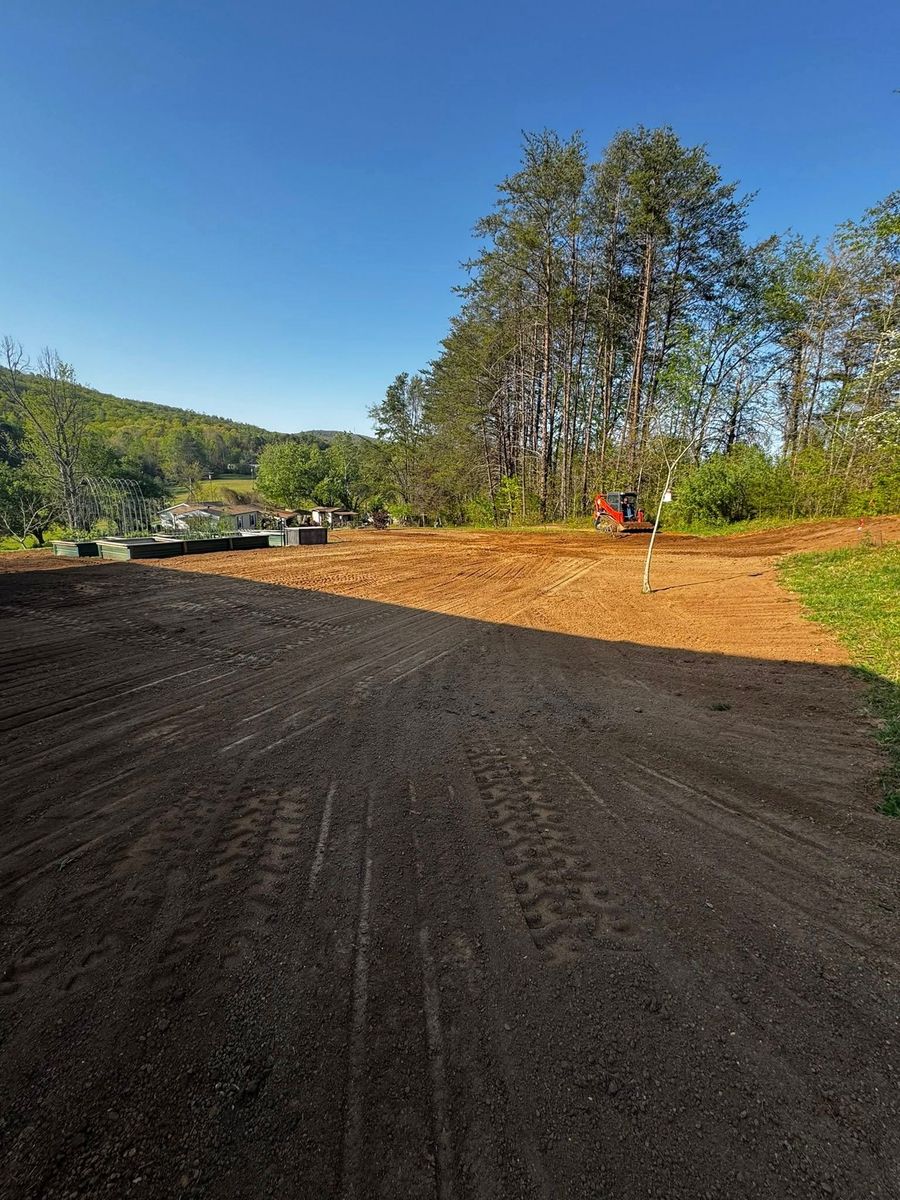 Land Grading for Leal’s Lawn Service in Dayton, TN