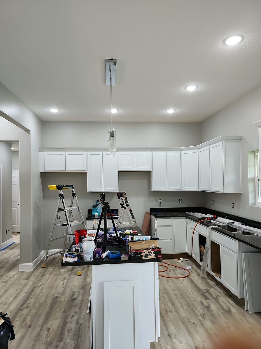 Lighting Installation and Repairs for Holt's Contracting in Sevierville, TN