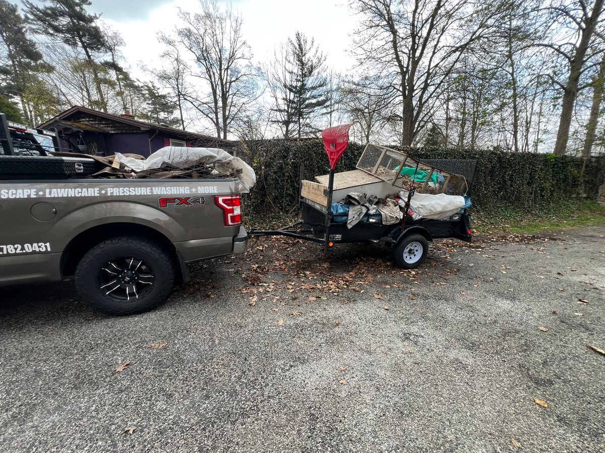 Junk Removal for CMN Exterior Maintenance in Hamilton, ON