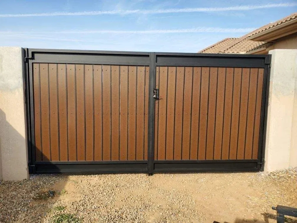 Fencing for Outdoor Pros in Phoenix, AZ