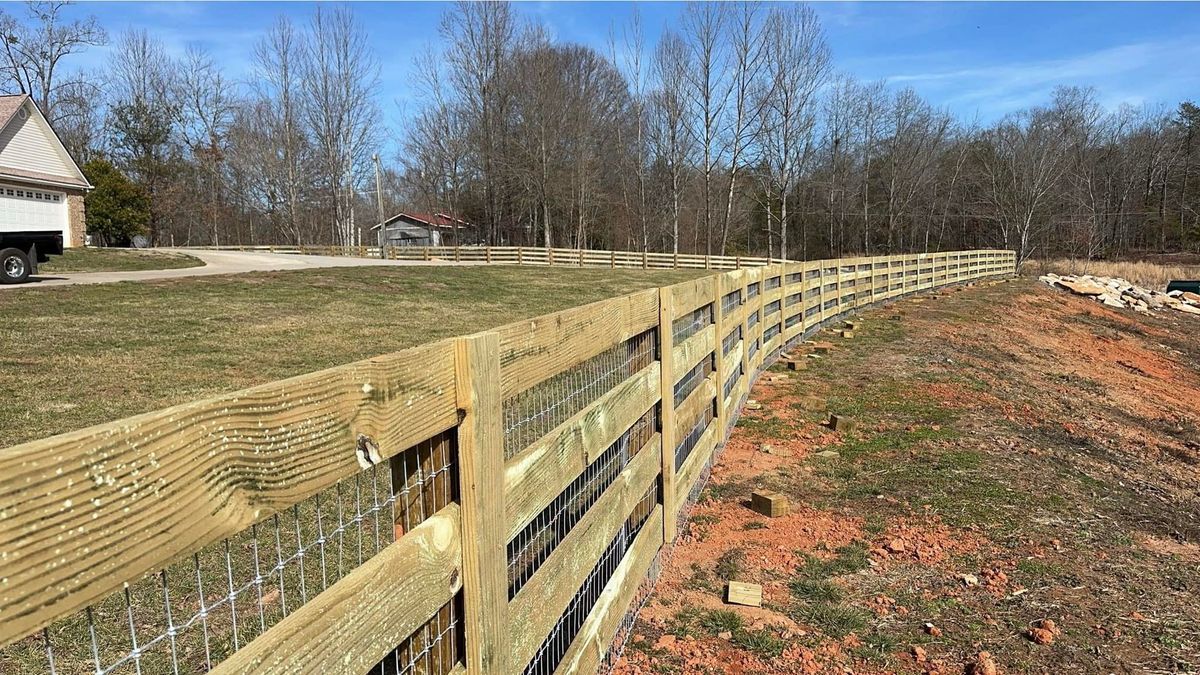 Fence Installation for Premier Fence Company LLC in Douglas, GA