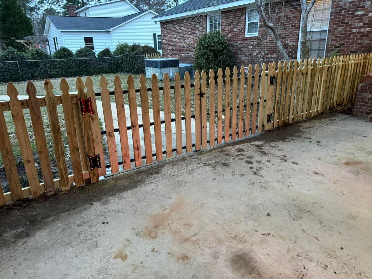 Specialty/Custom Fences for 4 In The Fire Fencing LLC in Darlington, SC