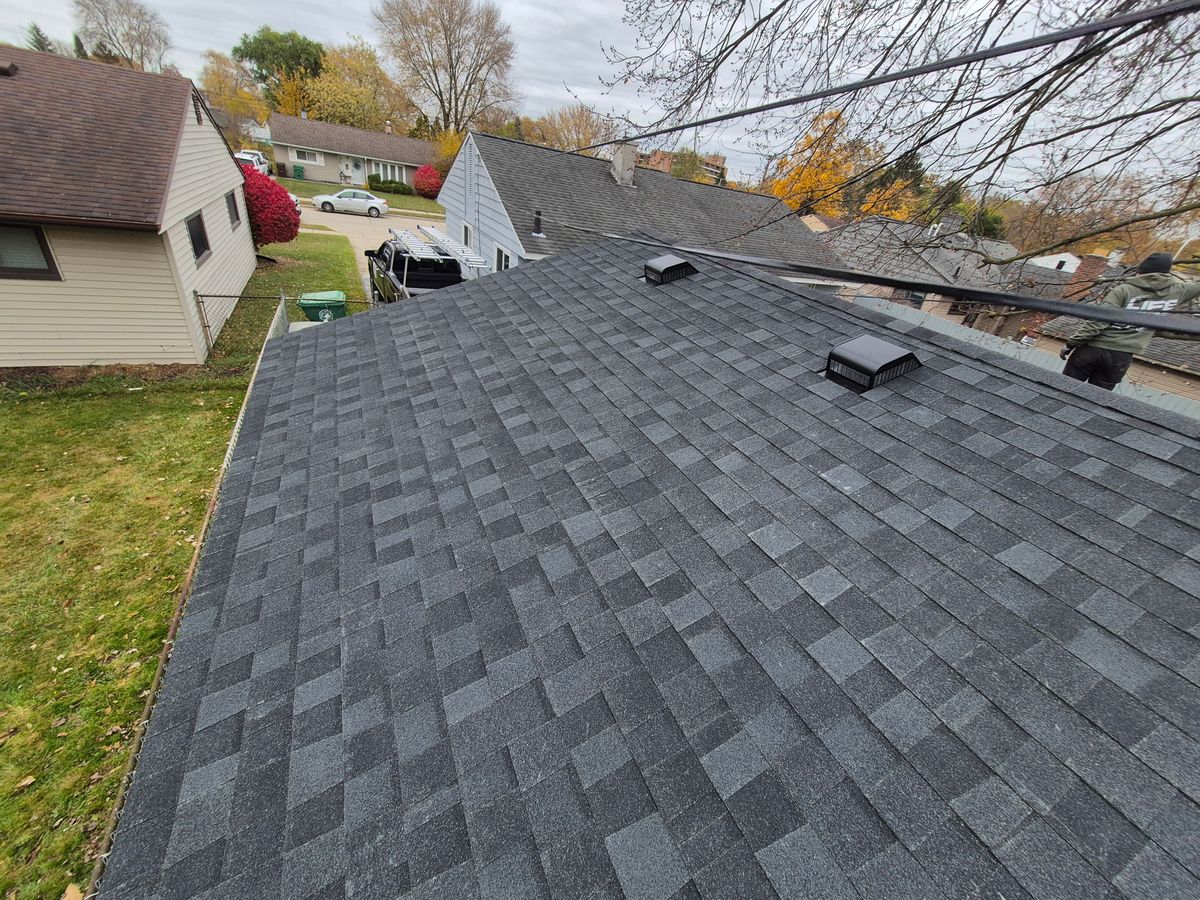 Roofing Repairs for Contractors Roofing in Dearborn, MI