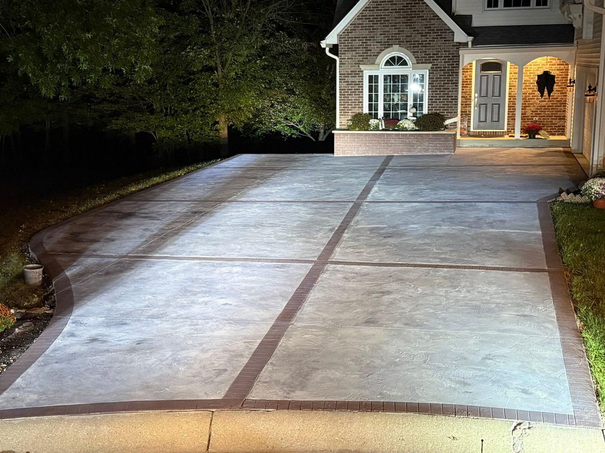 Driveways & Sidewalks for Whitfield Concrete Construction in Solsberry, IN