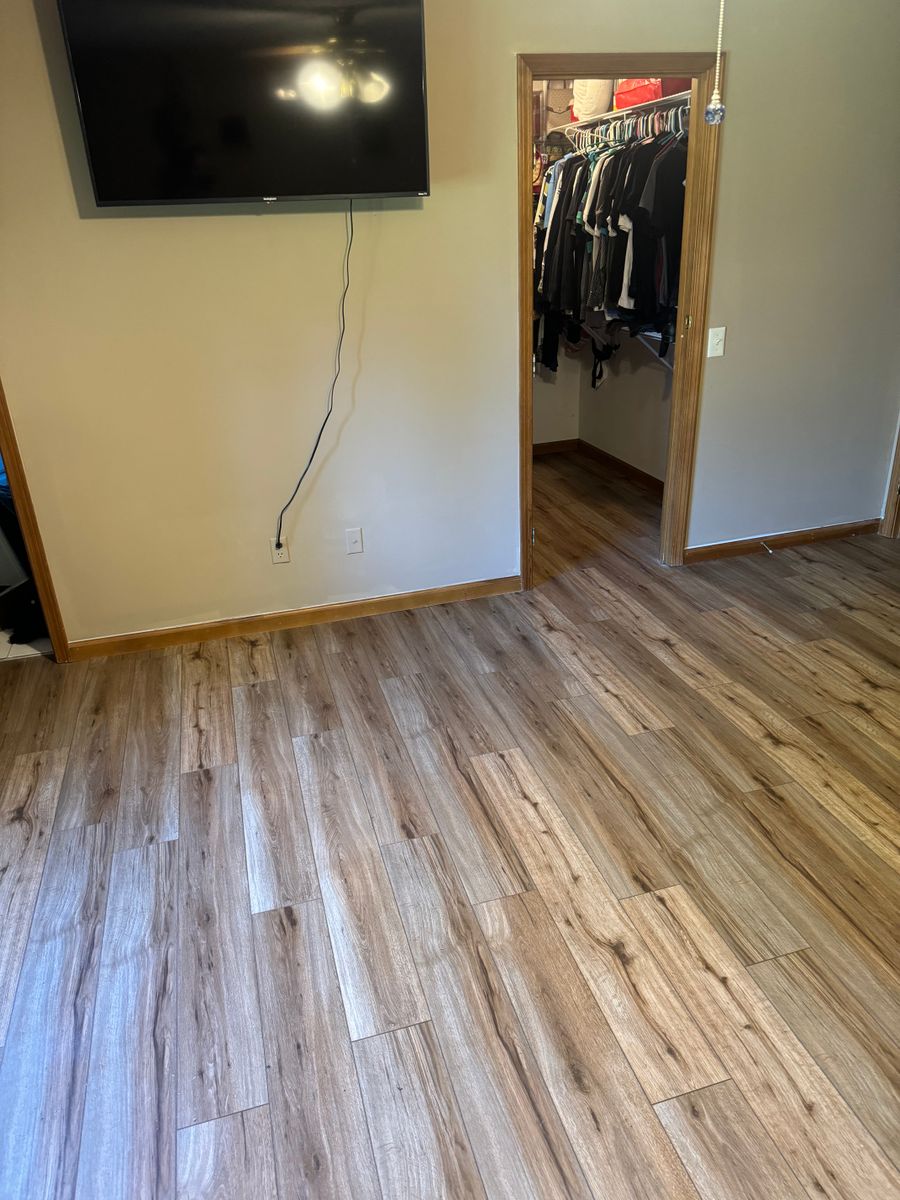 Luxury Vinyl Plank for Willett Flooring Inc. in Springfield, IL