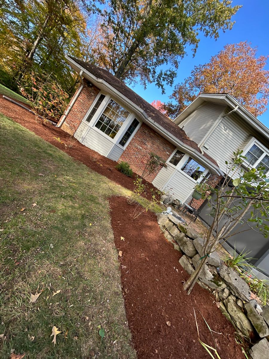 Mulch Installation for Optimum Tree Service And Landscaping in Bowling Green, KY